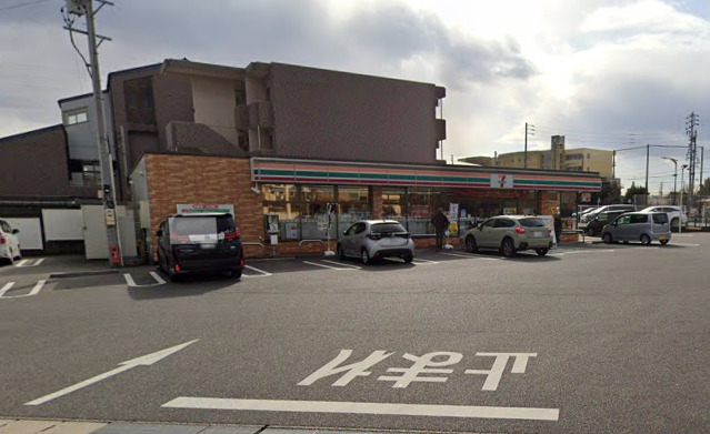 コンビニ　セブンイレブン 日進赤池3丁目店（コンビニ）まで296m