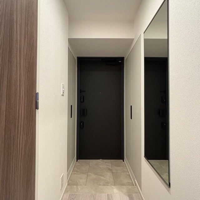 玄関　※写真は同タイプ住戸です。