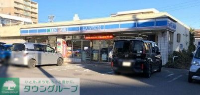 コンビニ　ローソン川名駅前店（コンビニ）まで520m