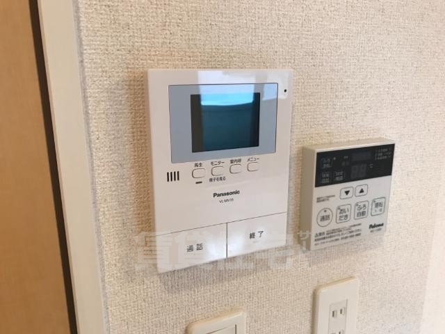 セキュリティ　カメラ付インターホン（イメージ）