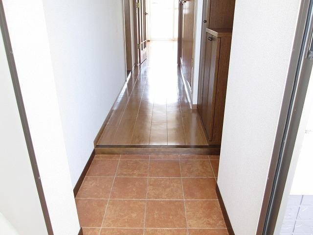 玄関　ゆったりとした玄関です