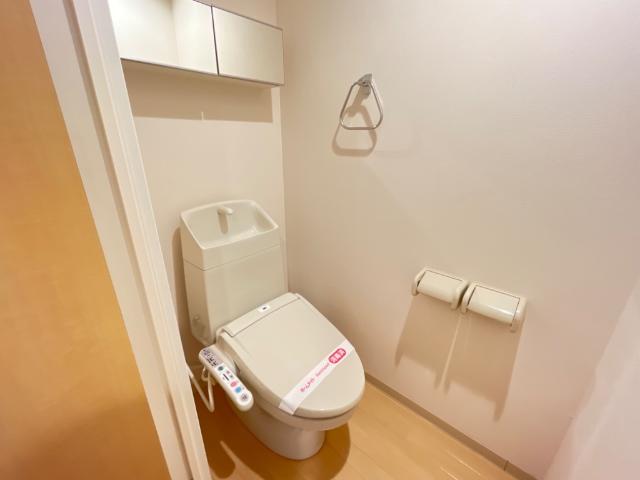 トイレ　シャワー付トイレ