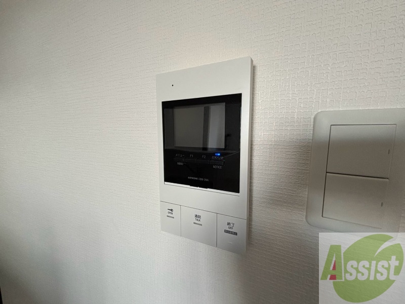 セキュリティ　インターホンです。オートロック付きで安心のマンションです。