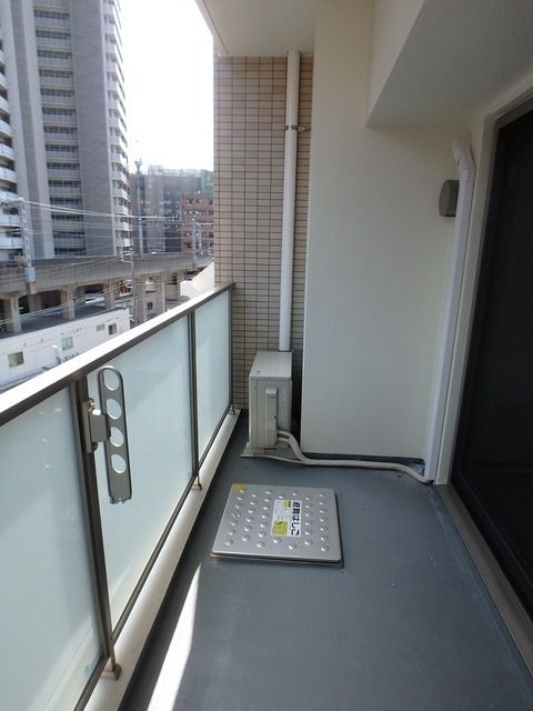 バルコニー　★洗濯物がよく乾きそうです★