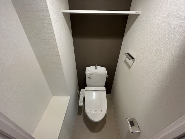 トイレ　落ち着いたトイレです