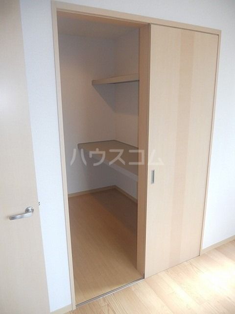 ウィスティリアCの内装写真
