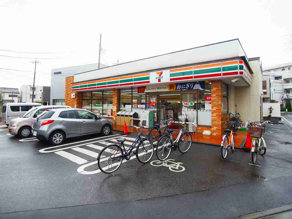 コンビニ　セブンイレブン 足立梅田5丁目店（コンビニ）まで642m