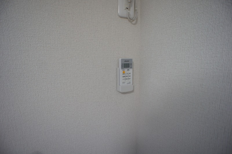 その他設備　空調リモコン