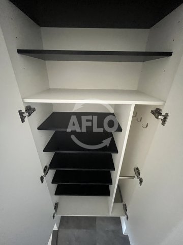 収納　セレニテ新大阪ミラク弐番館　シューズボックス