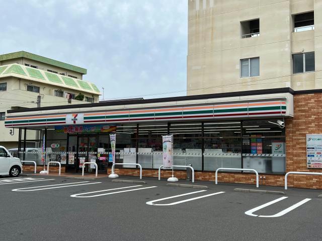 コンビニ　セブンイレブン鹿児島天保山店（コンビニ）まで330m