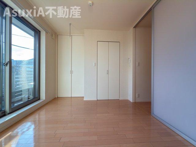 収納　別タイプのお部屋の写真です