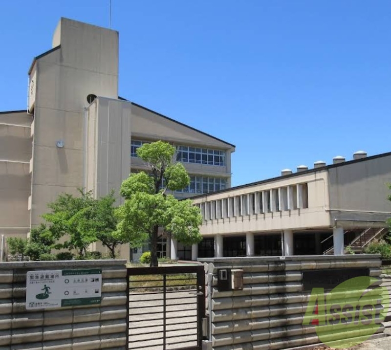 中学校　神戸市立太山寺中学校（中学校）まで4015m
