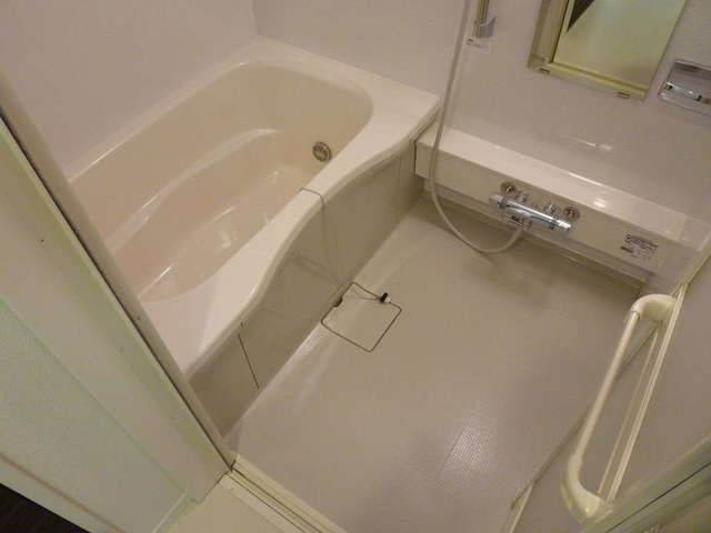 バス・シャワールーム　★追焚給湯♪浴室乾燥機★