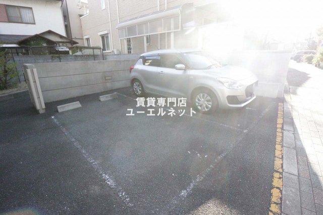 駐車場　敷地内駐車場あり◎