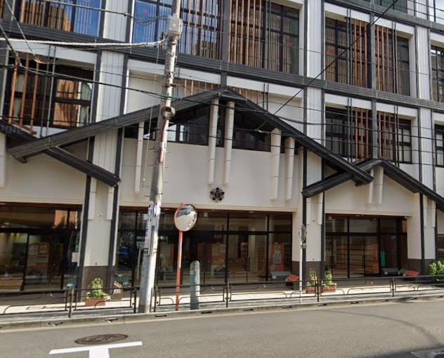 小学校　小学校（小学校）まで100m