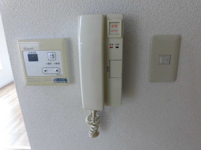 セキュリティ　インターフォン付きなので来客時も便利ですね