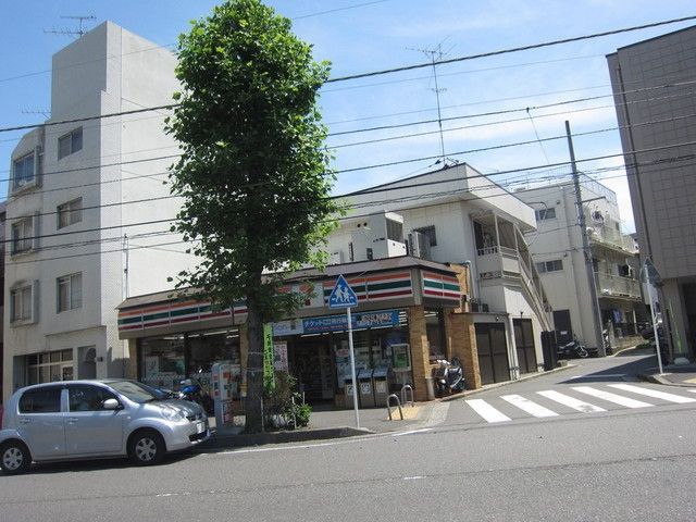 コンビニ　★★ゼブンイレブン（コンビニ）まで200m