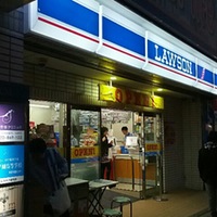 コンビニ　ローソン町田原町田四丁目店（コンビニ）まで452m