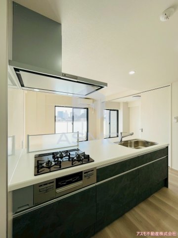 キッチン　同マンション別部屋　参考写真
