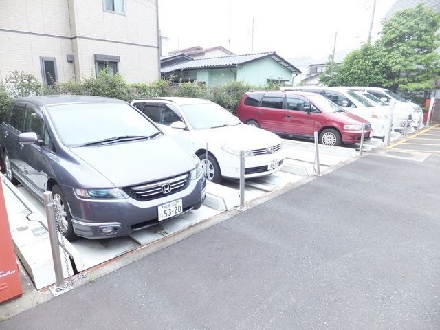 駐車場　★　敷地内駐車場　★