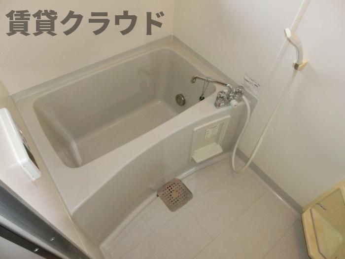 バス・シャワールーム　お風呂で日々の疲れを落としましょう