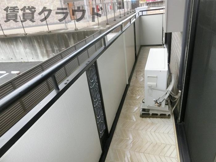 バルコニー　お洗濯にも便利なバルコニー付き