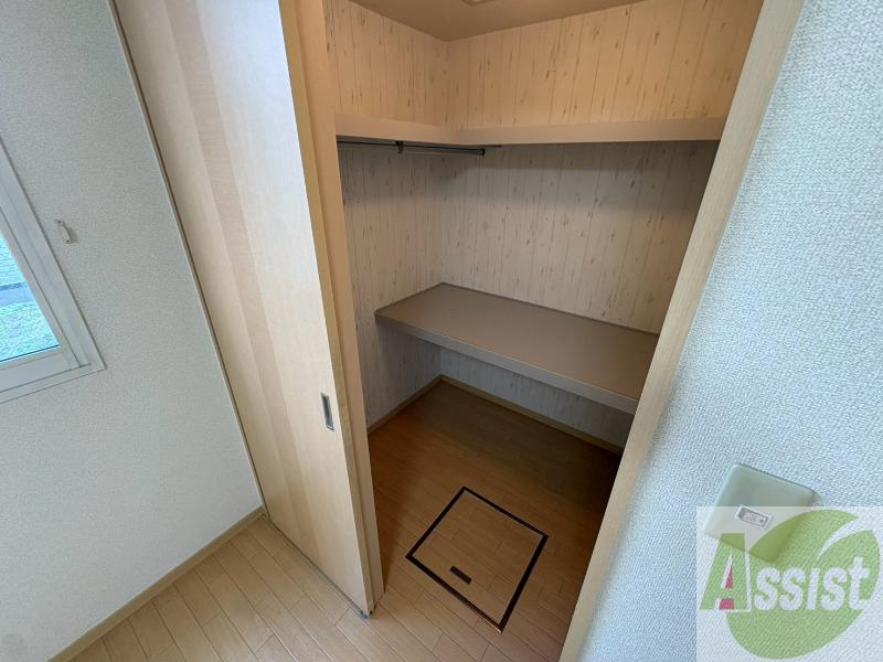 収納　こちらは収納です。物をしまう事ができますね！