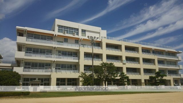 小学校　藍住南小学校（小学校）まで750m