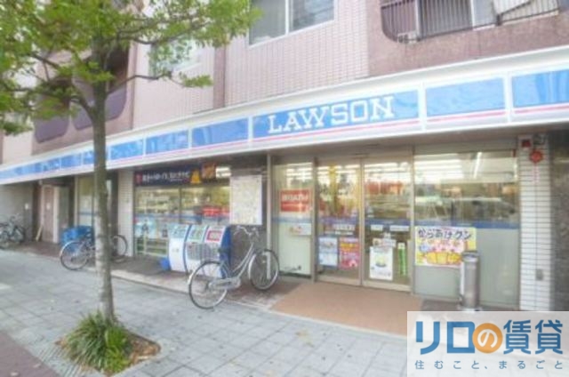 コンビニ　ローソン豊新三丁目店（コンビニ）まで737m