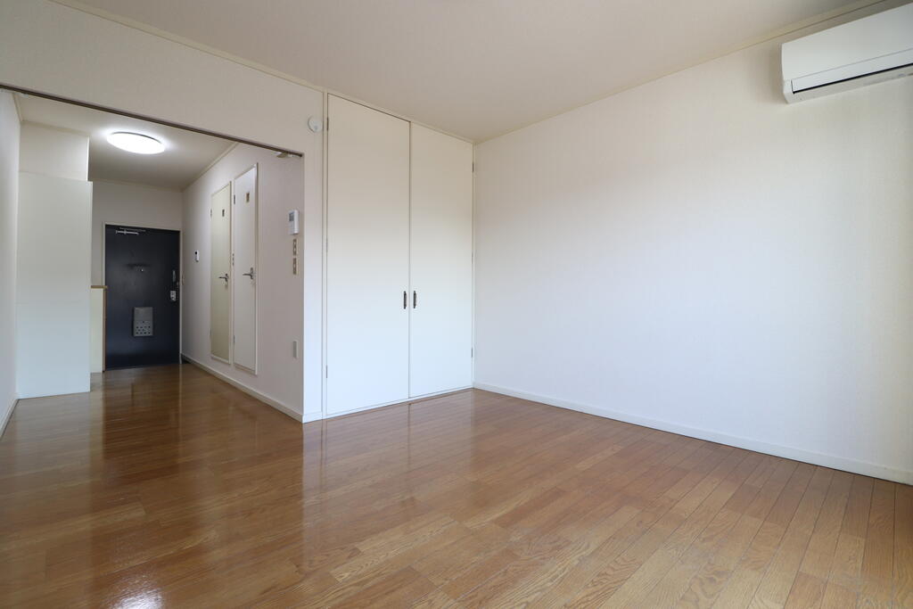 居室・リビング　8帖の空間♪