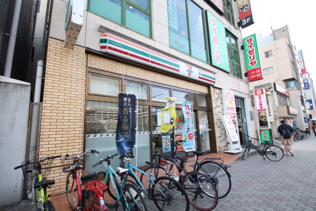 コンビニ　セブン-イレブン 名古屋本山駅南口店（コンビニ）まで179m