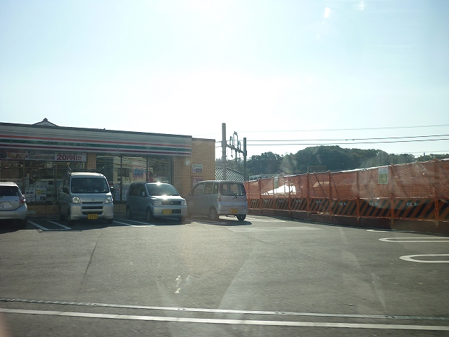 コンビニ　セブンイレブン「横浜西谷店」新（コンビニ）まで161m