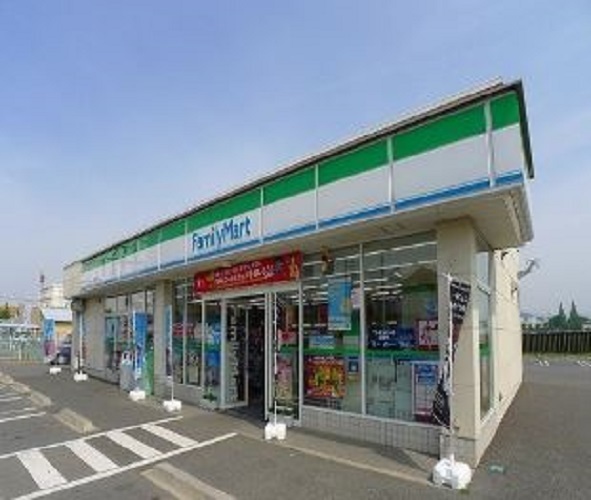 コンビニ　ファミリーマート太田市野井店（コンビニ）まで600m
