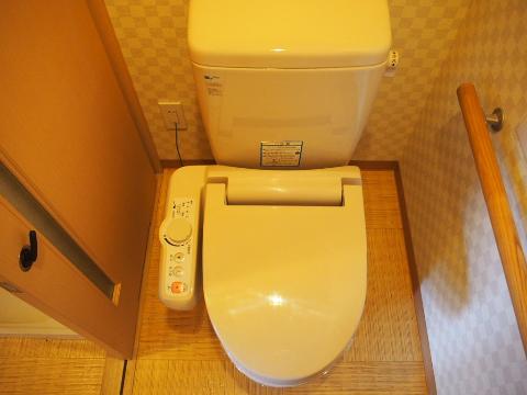 トイレ　シャワー付トイレ