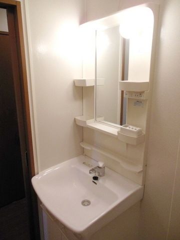 洗面設備　★すてきなシャンプードレッサーです★