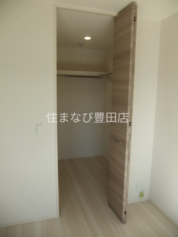 収納　同型別部屋写真