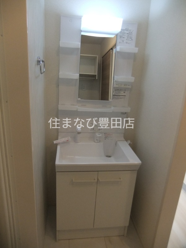 洗面設備　同型別部屋写真
