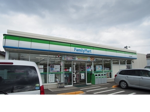 コンビニ　ファミリーマート浜乃木一丁目店（コンビニ）まで360m