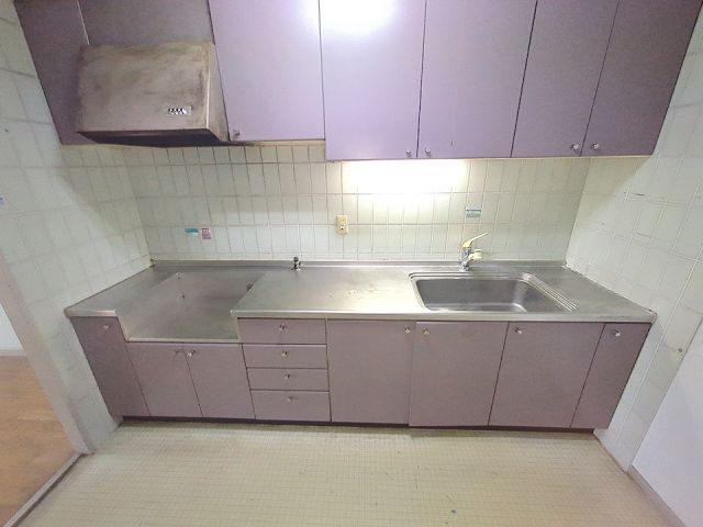 リズ青葉台のキッチン写真