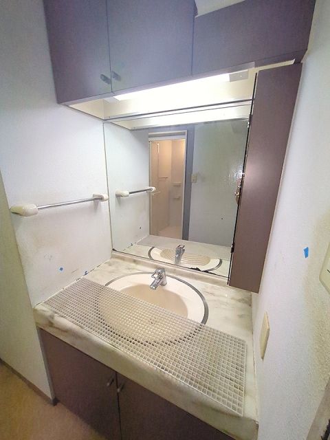 リズ青葉台の内装写真