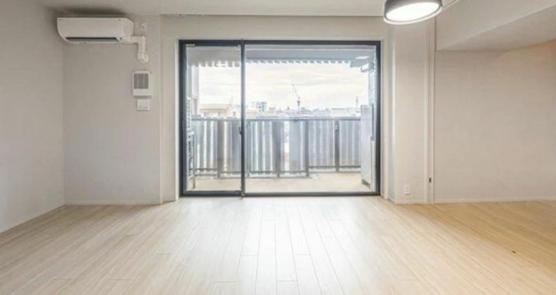 居室・リビング　※同マンション別室参考写真