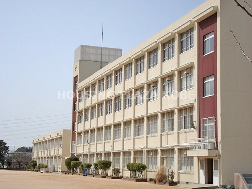 小学校　神戸市立神の谷小学校（小学校）まで446m