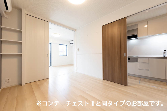 ＪＲ山陽本線 東加古川駅 徒歩8分 3階建 築1年の居間写真