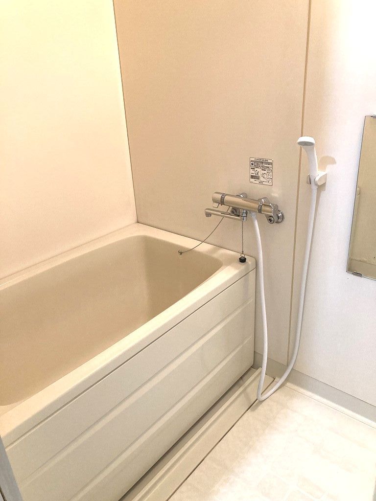 バス・シャワールーム　※同等間取　家族でゆったり入れる浴室！