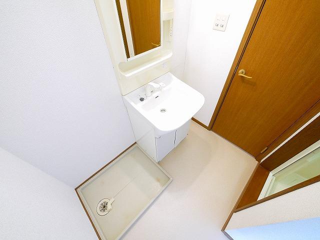 洗面設備　使いやすい洗面所です