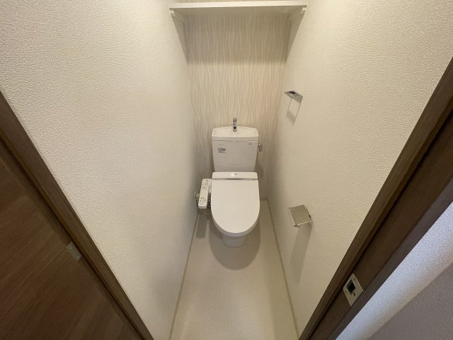 トイレ　モデル写真