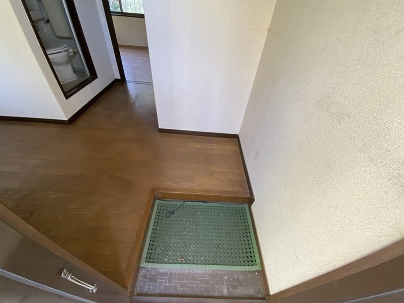 玄関　別部屋参考写真