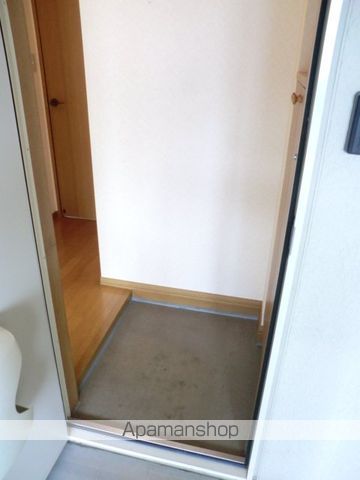 ハイセレールラディの玄関写真