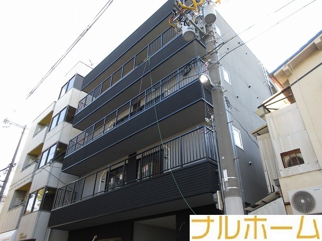 地下鉄谷町線 平野駅 徒歩7分 4階建 築7年の外観写真