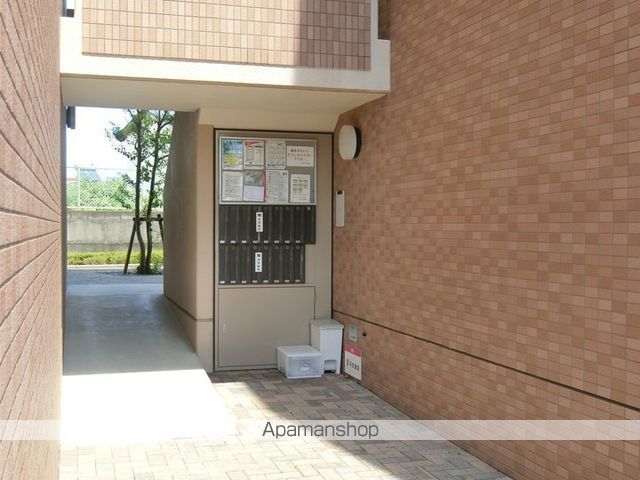 ＪＲ御殿場線 下土狩駅 徒歩10分 4階建 築19年の外観写真